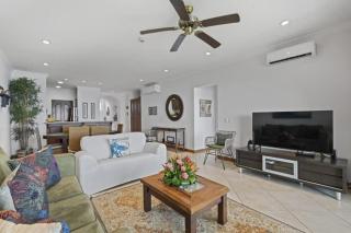 Stunning Condo with Panoramic Beach, Ocean, and Mountain Views in Playa Flamingo - 6