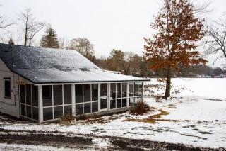 Lakefront Haven Modern Cottage - Effort - 0