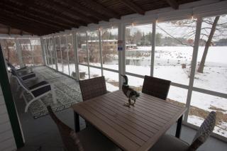 Lakefront Haven Modern Cottage - Effort - 8