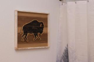 Columbine Charming Cabin, 1 block from the lake, in town, 5 min to RMNP - 3