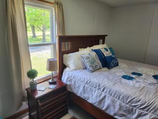 Georgie's Getaway! Beautiful 3bd 2ba lake view - Fort Gibson - 1