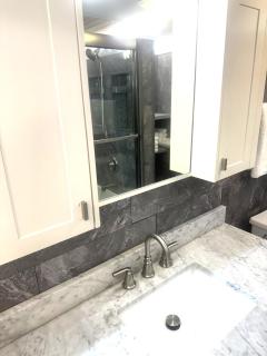 Secret Hot Tub King Haven Hideout - 8