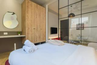 Paris 1BR Gemmayze - Al Mudawwar - 9