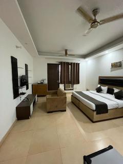 Vinayak Stay Sector 43 - Gurgaon - 0