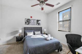 Chic 2BR Escape in Downtown Birmingham 45 - Birmingham - 3