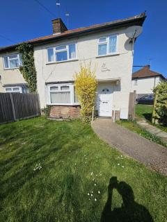 The Magical Manor - Leavesden Green - 0