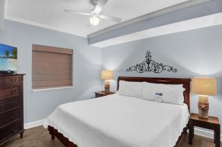 Sanibel 904 - 6