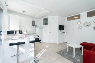Cabopino Port Modern 2 Bedroom Apartment - 1