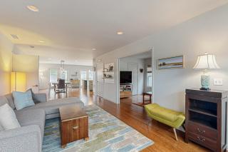 Modern Wine Country Charmer - Healdsburg - 4