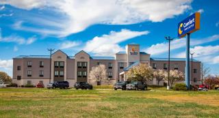 Comfort Inn & Suites Hutchinson - 9