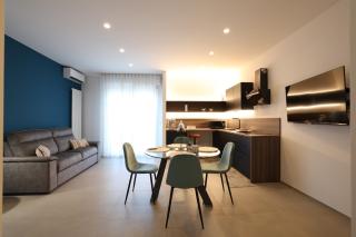 Pier Boutique Apartment - Mola di Bari - 8