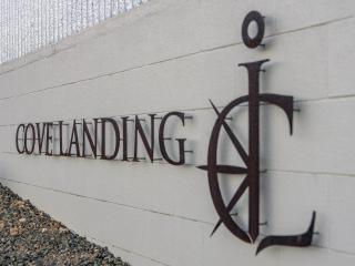 Cove Landing Marina Apartments 1&2 Sleeps 8 - 3