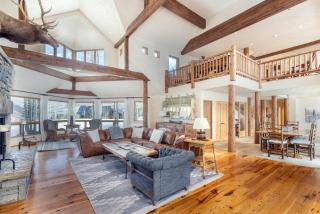 Spacious Telluride Retreat with Private Hot Tub - 4