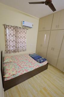 Bhakti Bliss Homestay - 1BHK modern Apartment with AC, Wifi and Android Tv- 2mins from Highway - Tirupati - 6