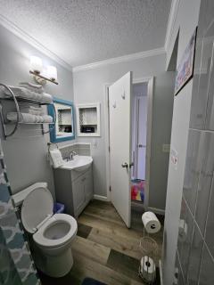 BEACHSIDE CONDO-WATER AND POOL VIEW Top Floor - Tybee Island - 3
