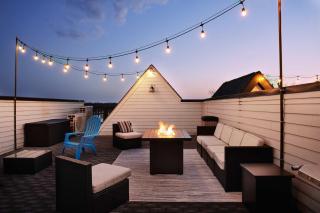 Chic 3BD, Rooftop, Game Room, 10 Min to Broadway, Garage, Ping Pong, Karaoke, Axe Throwing, Shuffleboard, 10 Mins to Broadway, 5 Mins to Five Points, Perfect for Bachelors or Bachelorettes, 24 Hr Hospitality - 6