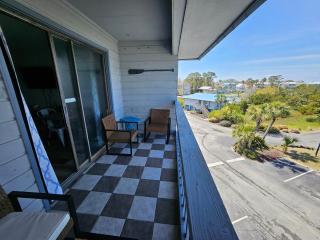 BEACHSIDE CONDO-WATER AND POOL VIEW Top Floor - Tybee Island - 1