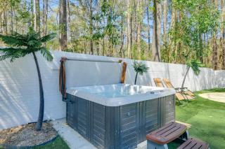 7 Mi to Dtwn Durham Home with Hot Tub and Game Room! - 9