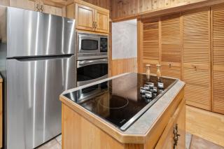 Cedar Cabin at Rainier Entrance-Hot Tub and Cinema - Ashford - 6