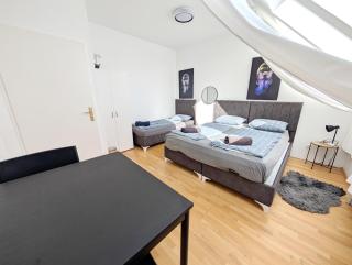 Charming Stay at Märzstraße Apartment Close to Vienna Attractions MZ49 - Viena - 4