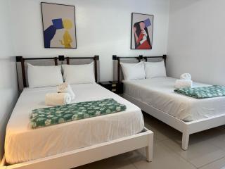 Renzzi Villas - Miami - 2
