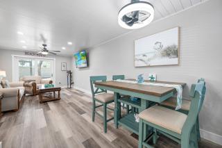 Manatee Cove! Canal side condo with water view! Half mile from AMI beaches! - 5