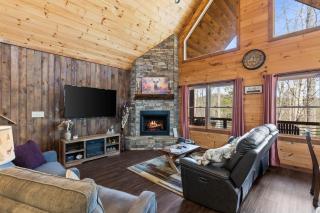 Deer Run I Dog Friendly Hot Tub Fire Pit Sleeps 6 - Morganton - 5