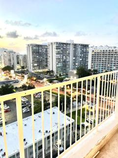 Modern Penthouse city and beach view - San Juan - 5