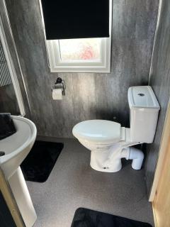 4 berth caravan - Skegness - 1