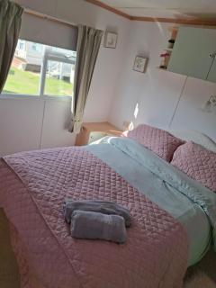 4 berth caravan - Skegness - 5