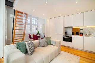 WHome Trendy Cedofeita Loft - Luxe & Light-Filled - Porto - 9