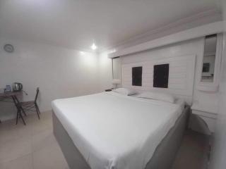 OYO 1141 Healing Condo Hotel - 8