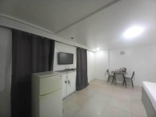 OYO 1141 Healing Condo Hotel - Pampang - 3