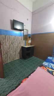 SPOT ON 90836 Penginapan Almera - Inanam - 2