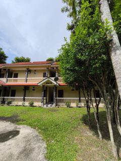 OYO 90906 Rumah Rehat Awana - - 3