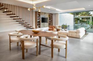 Luxury Villa Alma Pool, Garden & Parking - 9