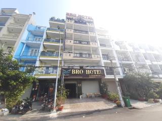 Bros Hotel - Ho Chi Minh - 1
