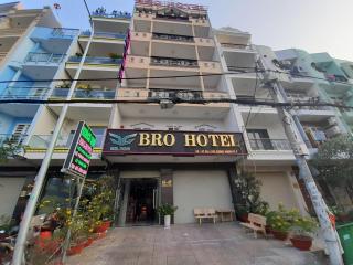 Bros Hotel - Ho Chi Minh - 0