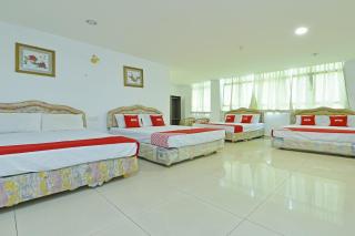 Super OYO 90494 Sam Huat Hotel - Kampong Atap - 1