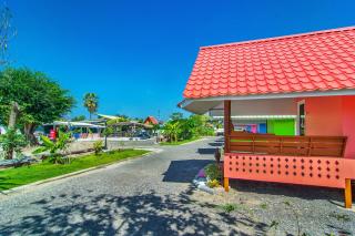 OYO 578 PJ Resort And Snooker Club - 2