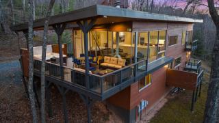Mtn Views Sleeps 8 Hot Tub Game Room Fireplace - Blue Ridge - 0