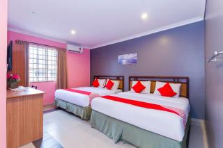 OYO 746 Hotel Comfort - Ipoh - 0
