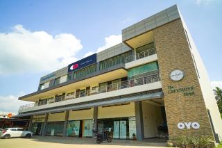Capital O OYO 785 The Greenhive Hotel - Lapolapo - 9