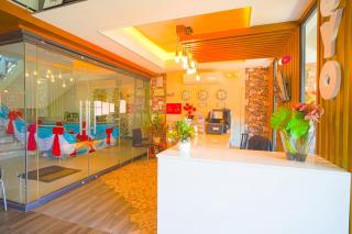 Capital O OYO 785 The Greenhive Hotel - Lapolapo - 1
