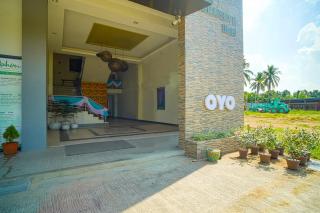 Capital O OYO 785 The Greenhive Hotel - Lapolapo - 8