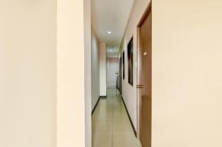 OYO 766 Ichehan Apartments - Manila - 5