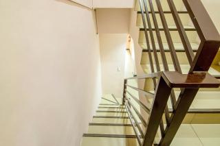 OYO 766 Ichehan Apartments - Manila - 2