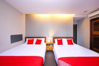 Super OYO 910 Hills Residence - Kuching - 5