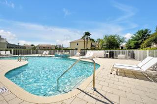 Relaxing Nature Escapade with Game Room - 5