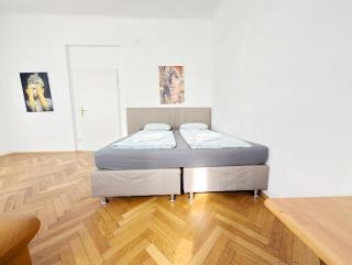 Charming Stay at Märzstraße Apartment Close to Vienna Attractions MZ17a - Viena - 9